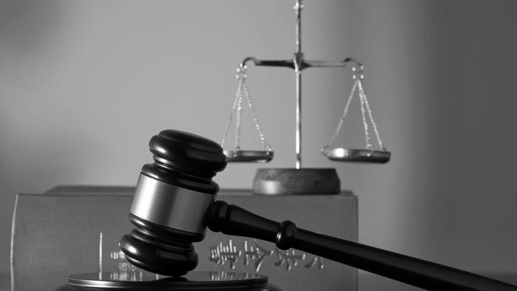 legal-scales